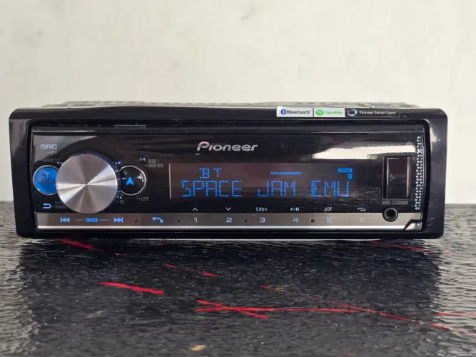 Som Automotivo Pioneer MVH-X3000BR com Bluetooth, USB e App Control - Impecável!