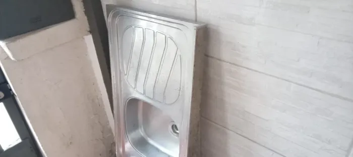 Pia para cozinha em aço inoxidável, a retirar na zona leste