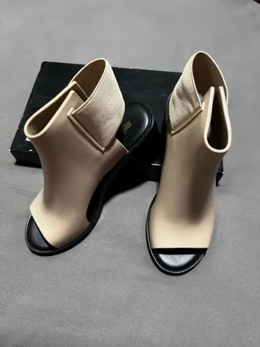 Sandália Melissa elastic boot n °36 bege (semi nova)