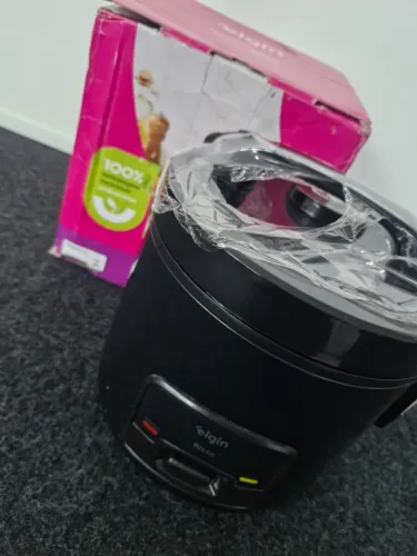 Panela Elétrica de Arroz Elgin Rizzo 5 Xícaras - 400W - 220V - Preto - Caixa Aberta