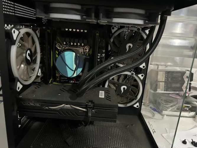 Vendo pc gamer 2500