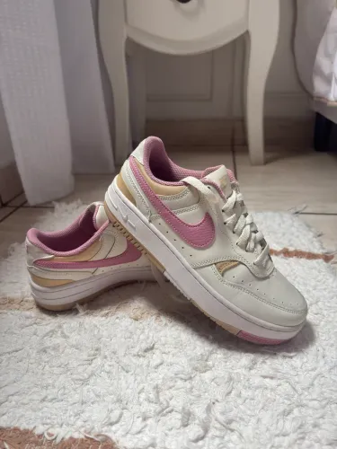 Tênis Nike