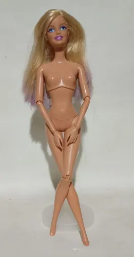 Barbie fashionista 2009 articulada
