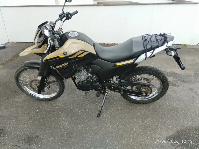 Moto Lander 250