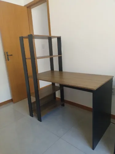 Mesa de madeira para escritório (2 unidades)
