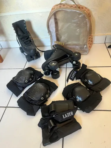 Patins em excelente estado com equipamento de segurança