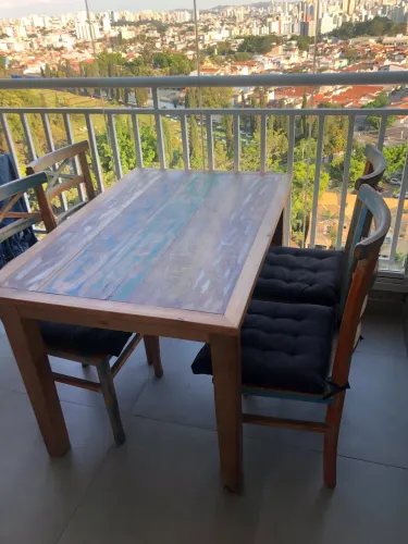 Mesa madeira demolição em patina +4 cadeiras 1,20x0,80