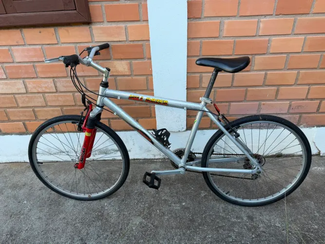 Bicicleta Fischer Hill Razer aro 26