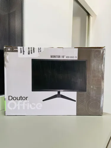MONITOR 19" LED - VGA + HDMI (PROMOÇÃO)