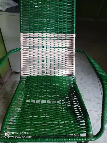 cadeira de balanço de macarrão confortável