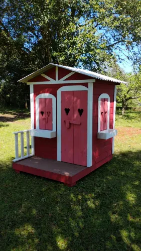 Casa de boneca infantil nova de fábrica