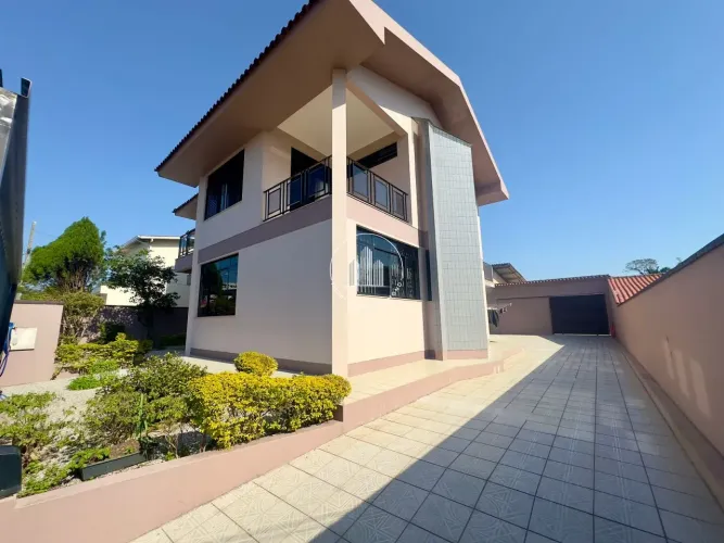 Casa 6 Quartos com 1 Suíte e 374m² - Jardim Atlântico