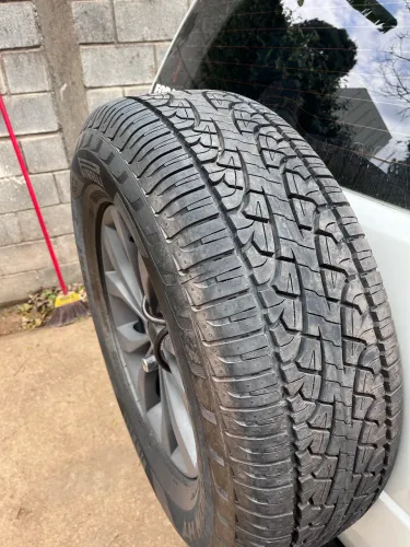 Pneu 265/65R17 Pirelli Scorpion HT 112T Aro 17