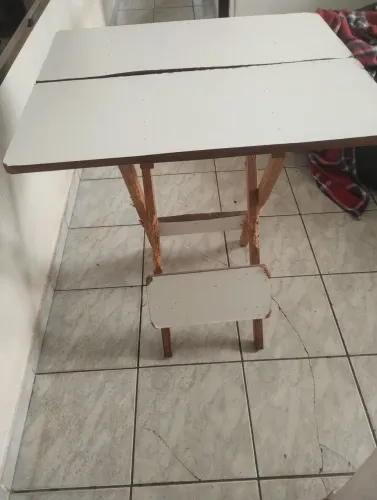 Mesa retrátil madeira