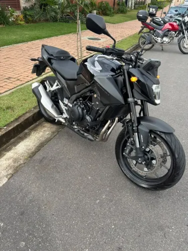 Honda CB 500 HORNET 2026