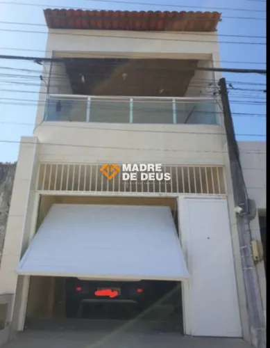 Excelente Casa no Henrique Jorge