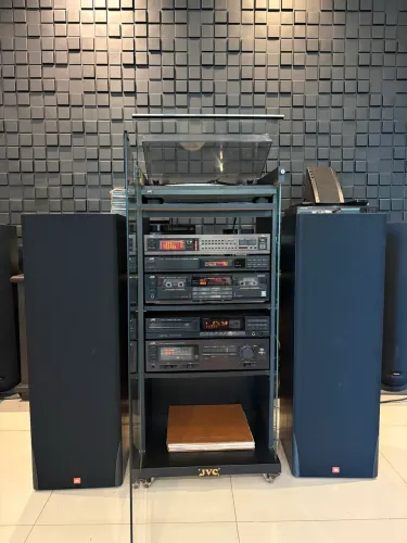 Sistem JVC completo c/ rack, n Gradiente, Pioneer, Kenwood, Marantz ?