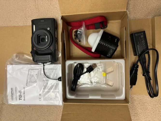 Camera Olympus Tough TG-6 