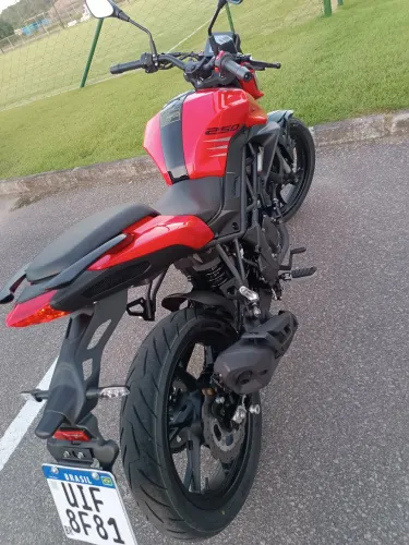 Moto da zero com apenas 170 km rodados,IPVA 2026 pago.