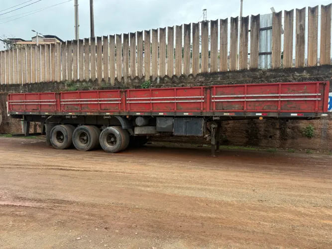 Grade baixa Randon com pino Container