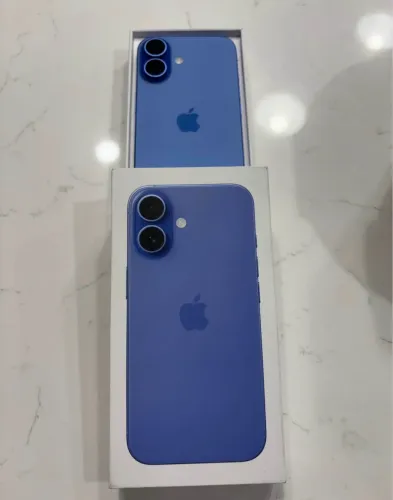 iPhone 16 