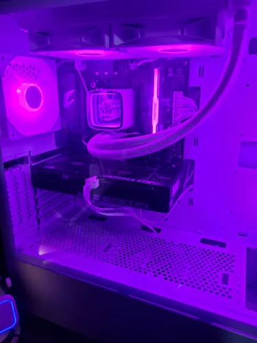 PC gamer ryzem 7 5700 e rtx 5060ti