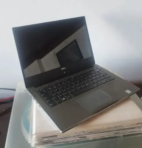 Dell Inspiron i7 14 polegadas com defeito