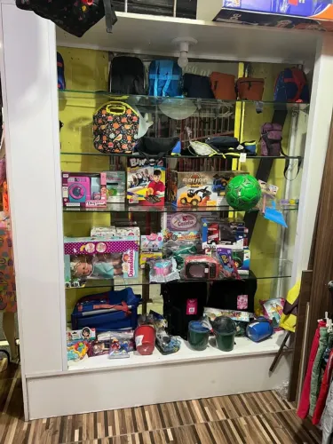 Vitrine pronta para loja