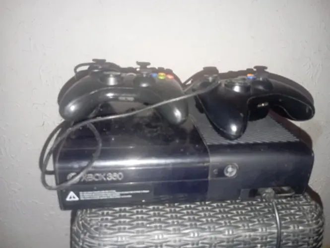 vende-se xbox 360 destravado no RGH