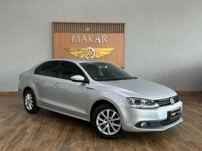 Volkswagen Jetta Comfortline 2.0 T.flex 8V 4P Tipt. 2012