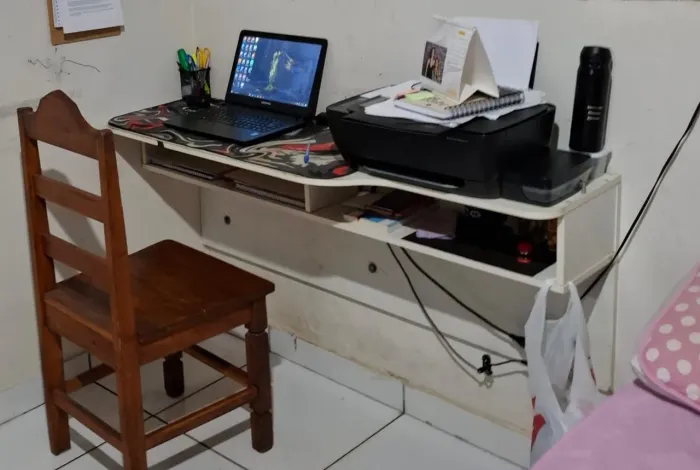 Vendo Mesa de Computador