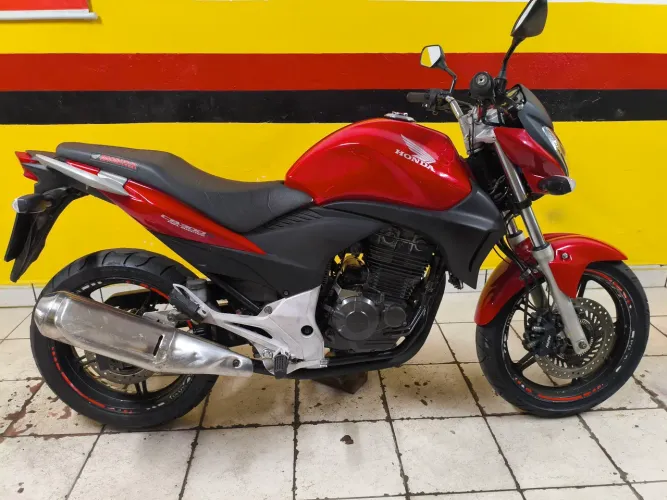 HONDA CB 300 2015 $15.500