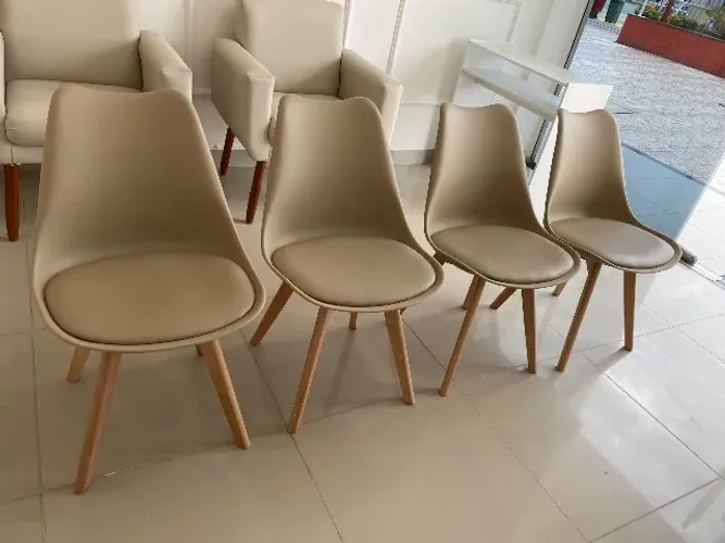 Cadeira para recepção/sala de jantar