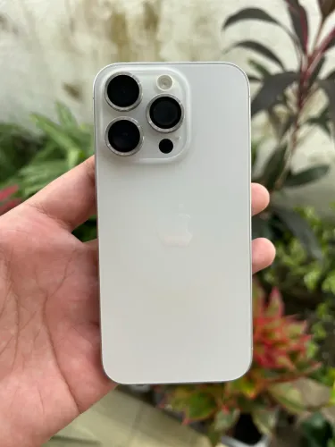 iPhone 15 pro 128gb