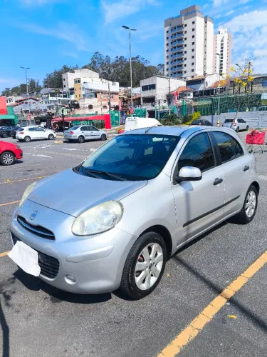 Nissan March SV 1.6 16V Flex Fuel 2013