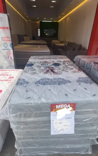 Colchão Solteiro Com Espuma D33 (Produto Novo)