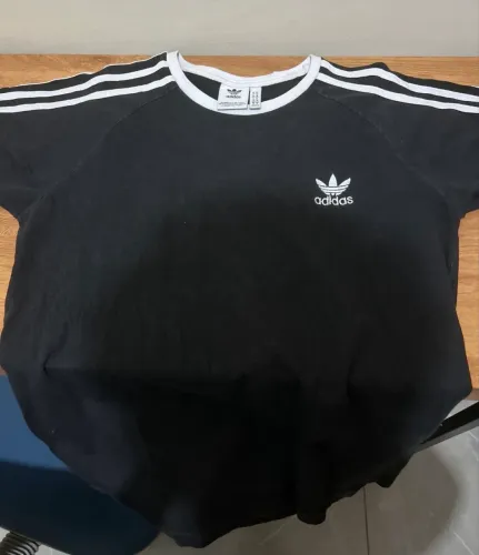 Camiseta Adidas