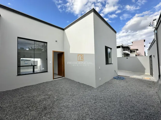 CASA LINEAR NO SÃO JOSÉ