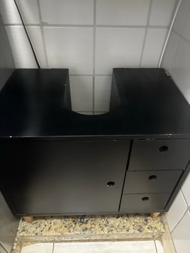 Armário para Banheiro Preto com Gavetas e Portas