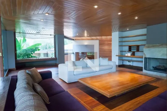 Casa à Venda - Vila Del Rey, 3 Quartos, 553 m2