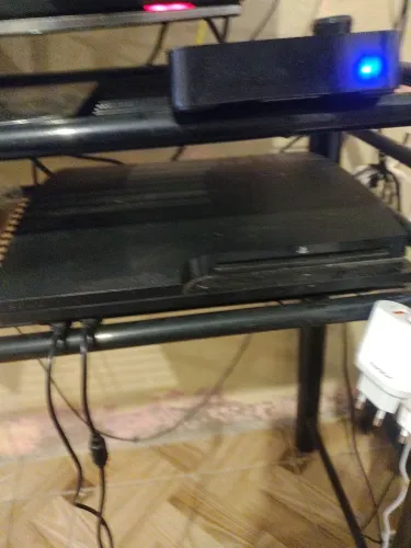 Vendo ps3 2 controle e 3 jogos GTA futebol corrida