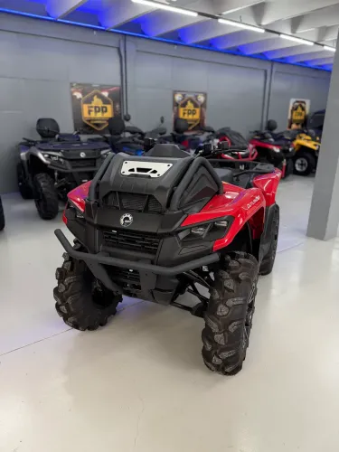 Quadriciclo Can am 700 XMR - 2025
