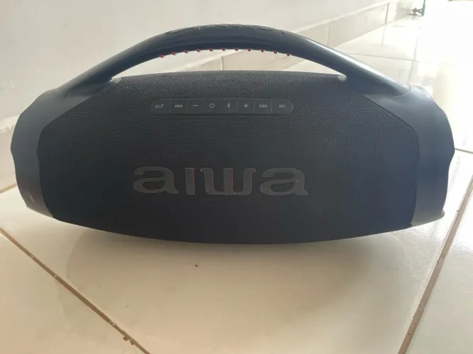 Caixa de som AIWA bom box plus