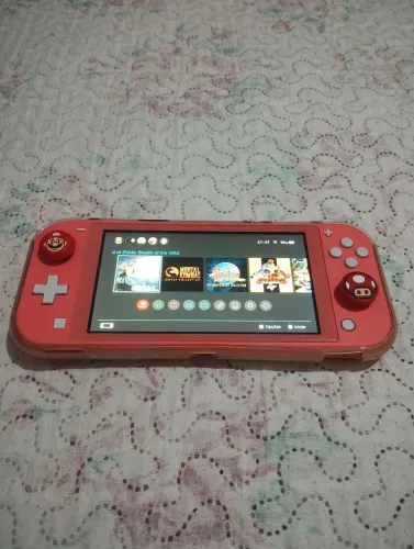 Nintendo Switch Light desbloquedo