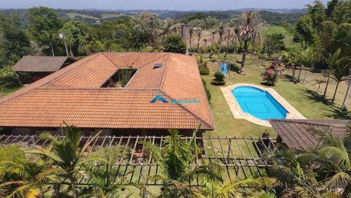 Chácara a Venda com 145.000 M², Casa Térrea com 3 Suítes, Linda Vista, Bairro Rio Acima em