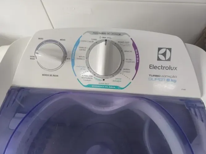 Máquina de Lavar roupas Eletrolux 8kg