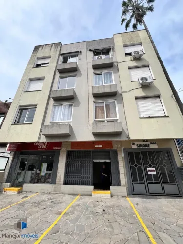 Apartamento totalmente reformado no Jardim Botânico para venda.