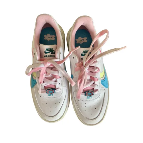 NIKE AIR FORCE 1 PLATFORM
