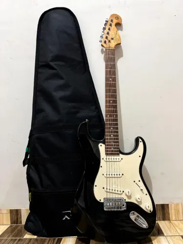 Guitarra Tagima T-735 Special 