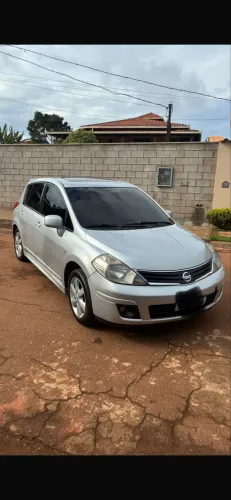Nissan Tiida SL 1.8/1.8 Flex 16V Aut. 2013